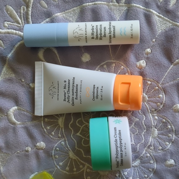 Giftable Drunk Elephant Littles, Samplers, Card, Mini Poster (11x8.5") NIB - Picture 2 of 12